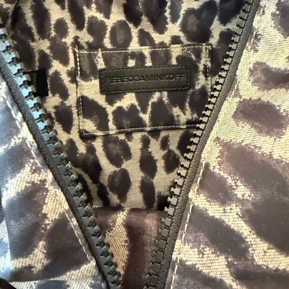 NWT REBECCA MINKOFF
Mini Julian Leopard-Print Backpack - Picture 6 of 6